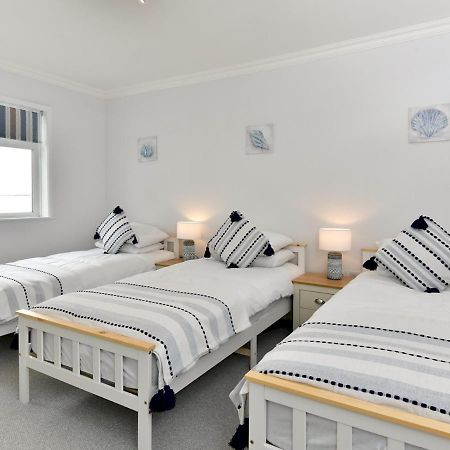 Pass The Keys Newly Refurbished Modern Bungalow - Pets Welcome Villa Swansea Eksteriør bilde