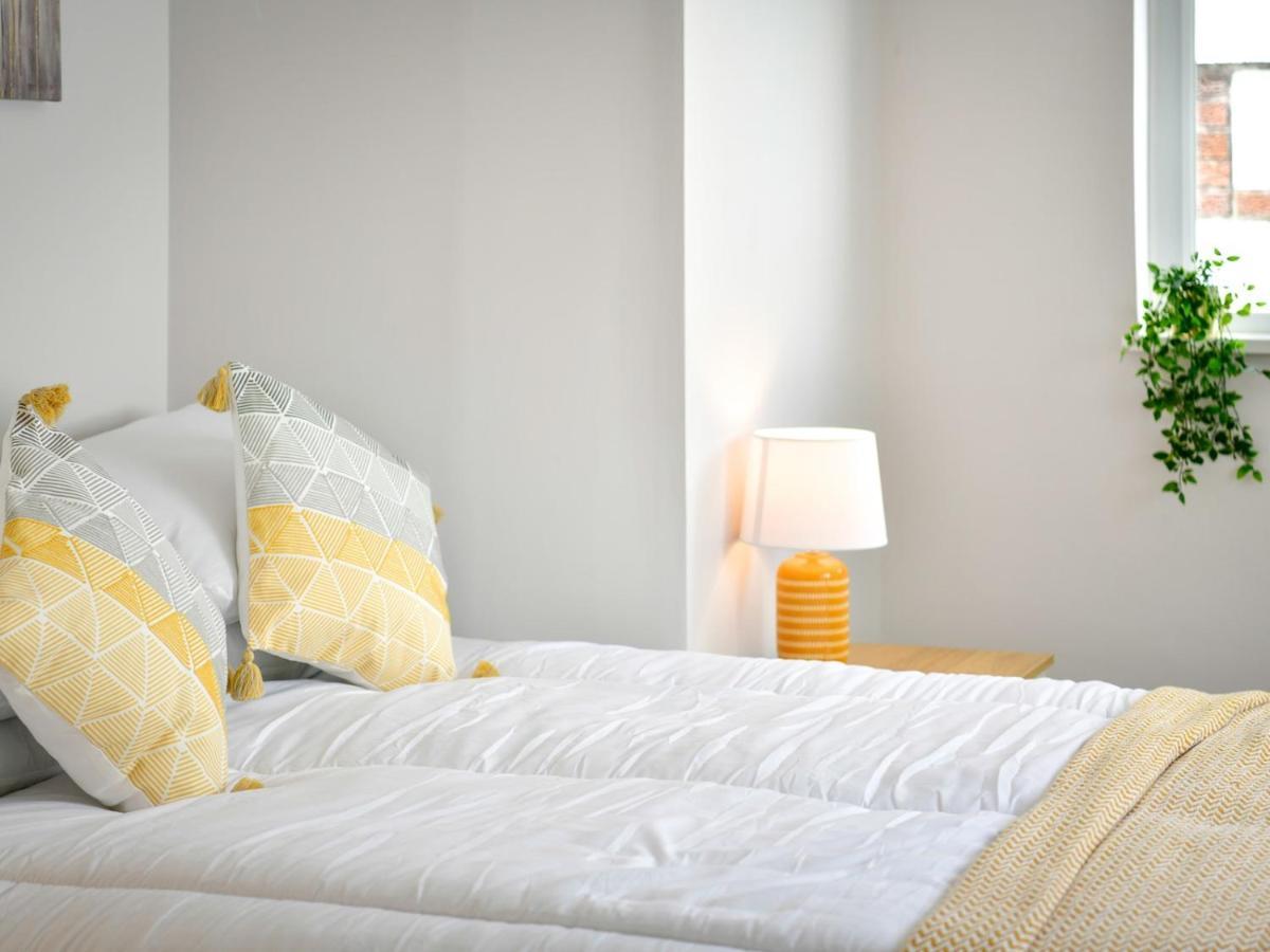 Pass The Keys Newly Refurbished Modern Bungalow - Pets Welcome Villa Swansea Eksteriør bilde