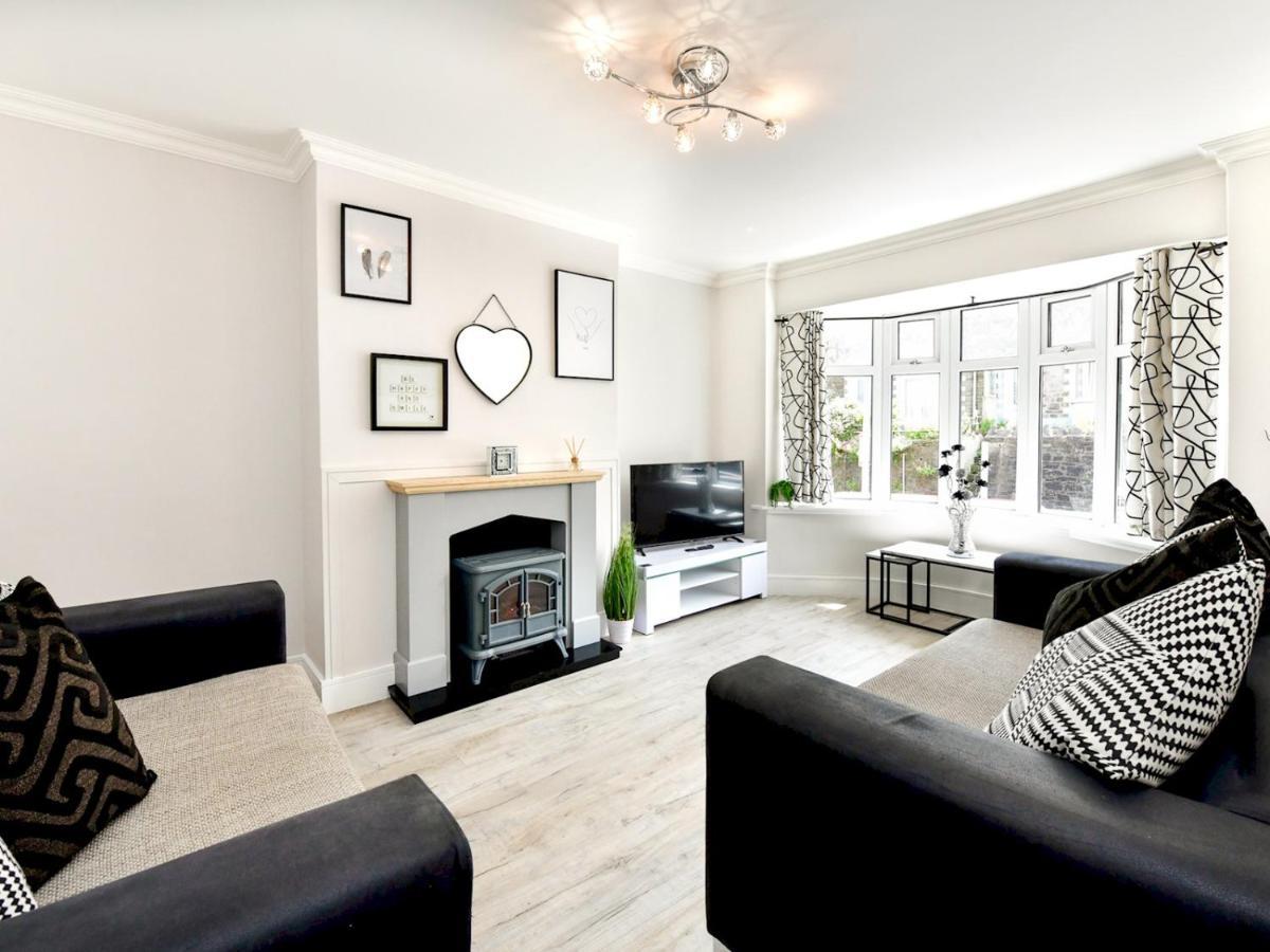 Pass The Keys Newly Refurbished Modern Bungalow - Pets Welcome Villa Swansea Eksteriør bilde